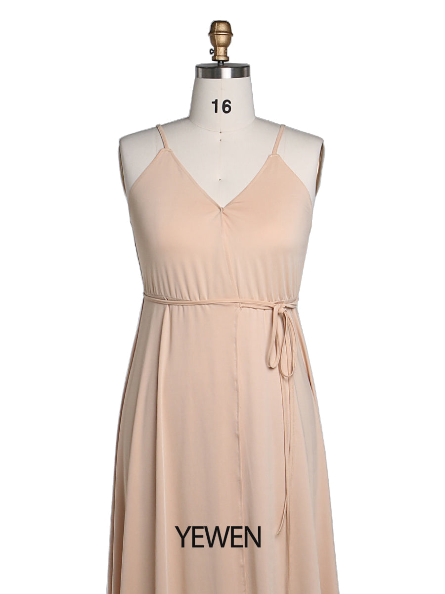 Schlichtes Slip-Kleid aus dehnbarem Stoff mit V-Ausschnitt YEWEN 