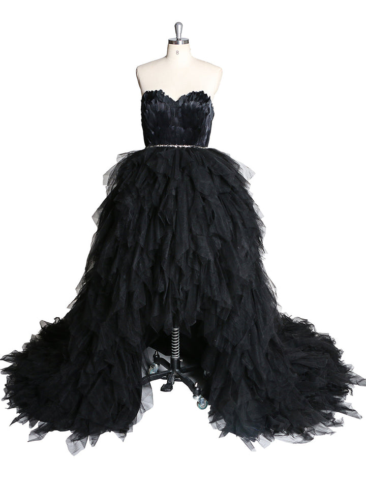 Feder Abendkleid Trägerlos Elegant High Low Umstandskleid für Fotoshooting 