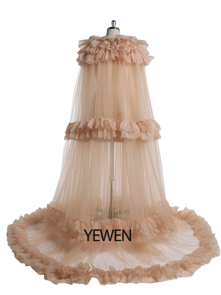 Elegantes Cape, plissiertes, gerüschtes Maxi-Brautkleid, Jacke für Umstandskleid-Fotoshooting