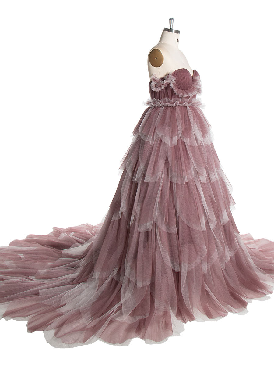 Stilvolle farbige Brautkleider 60cm Schleppe Lagen Tüllkleid für Fotoshooting YW240053 