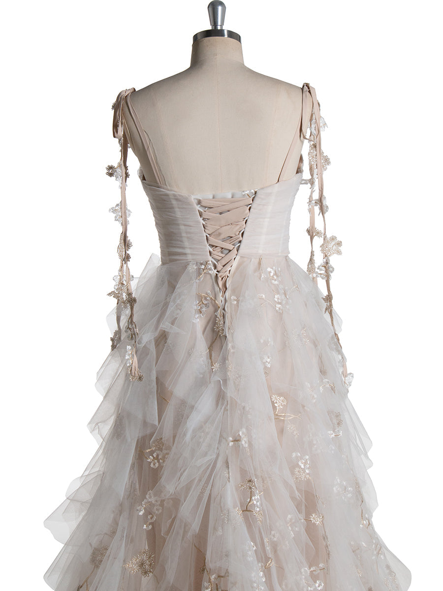 Farbige Spitze Kathedrale Brautkleider Romantische Wald Brautkleid Boho Fotoshooting Kleid YW240059 