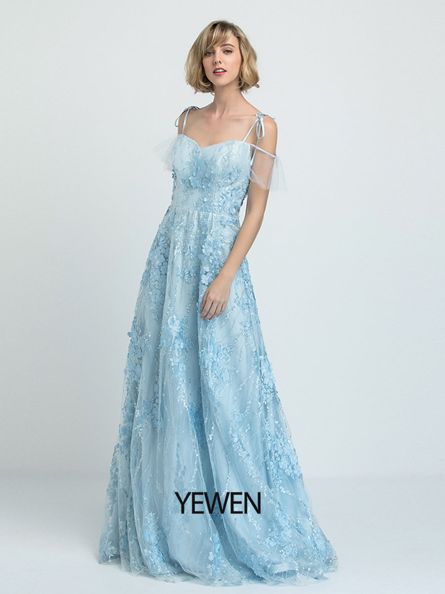 Blaues Ballkleid mit herzförmigem Ausschnitt und Blumenmuster, bodenlanges Tüllkleid 2024 