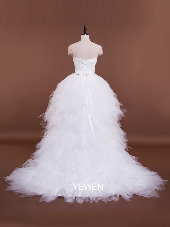 Feder Abendkleid Trägerlos Elegant High Low Umstandskleid für Fotoshooting 