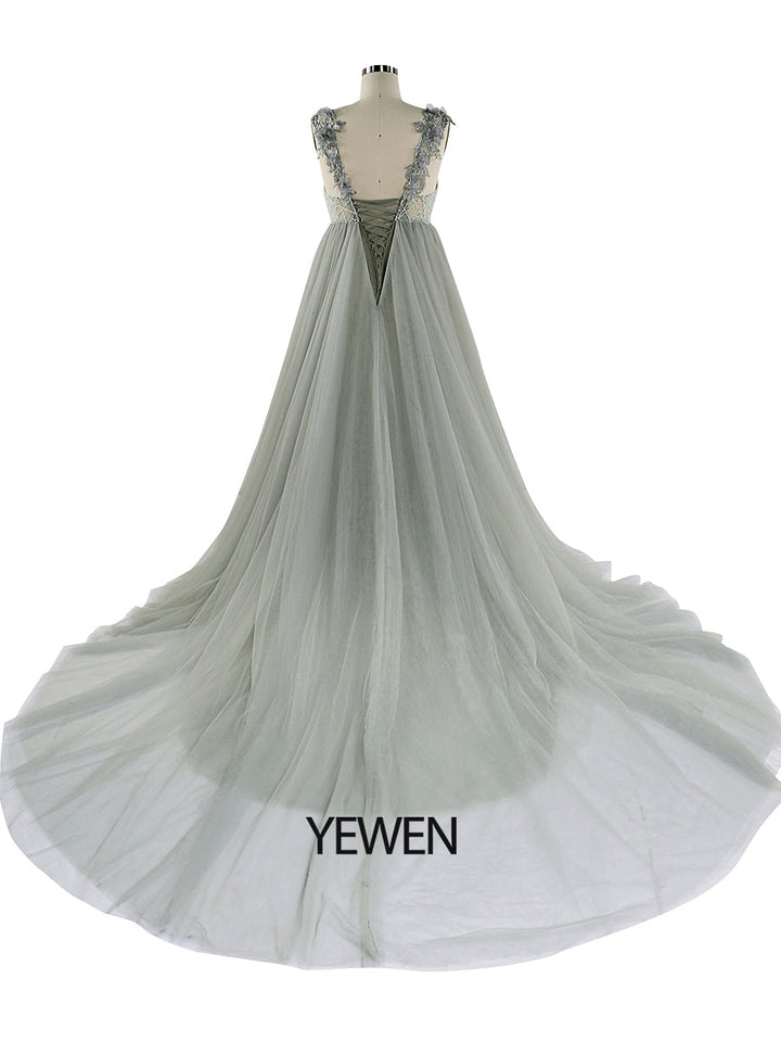 dress train for photo shoot