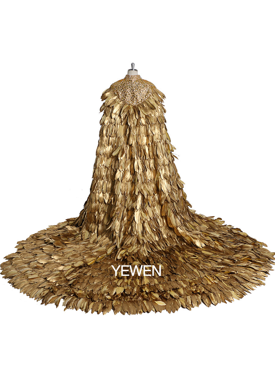 Goldfarbener Hochzeitsumhang mit langer Schleppe und Kristallperlen, Yewen 