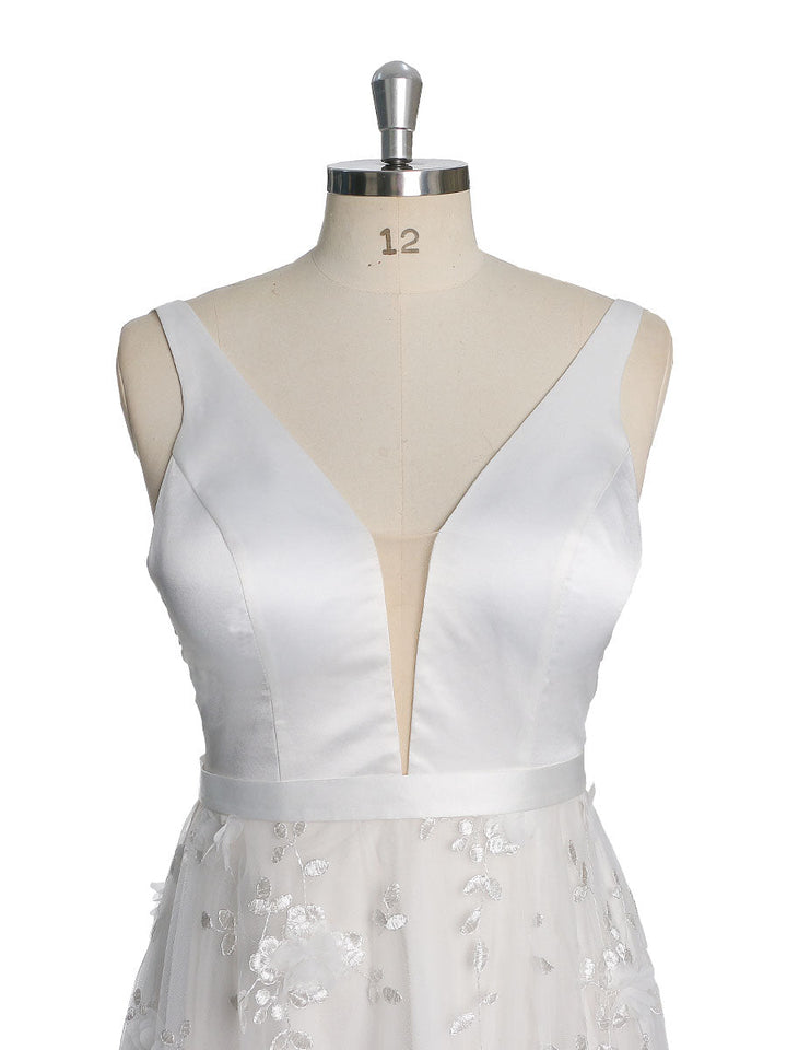Doppelter V-Ausschnitt Tüll Spitze Bohemian Strand Brautkleid YW230217