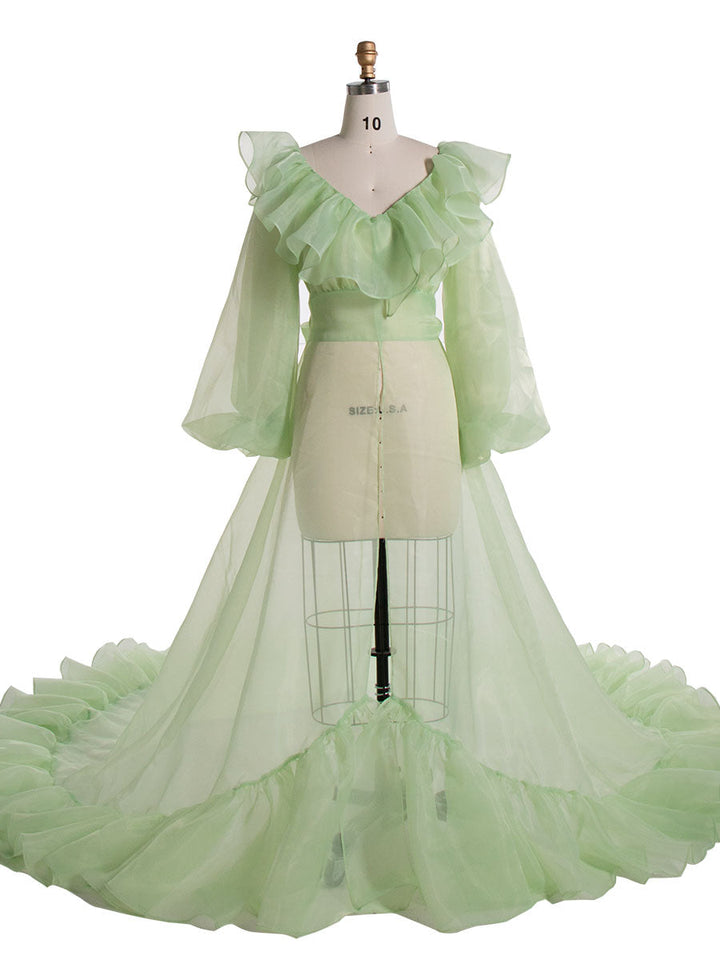 green maternity dress for baby shower
