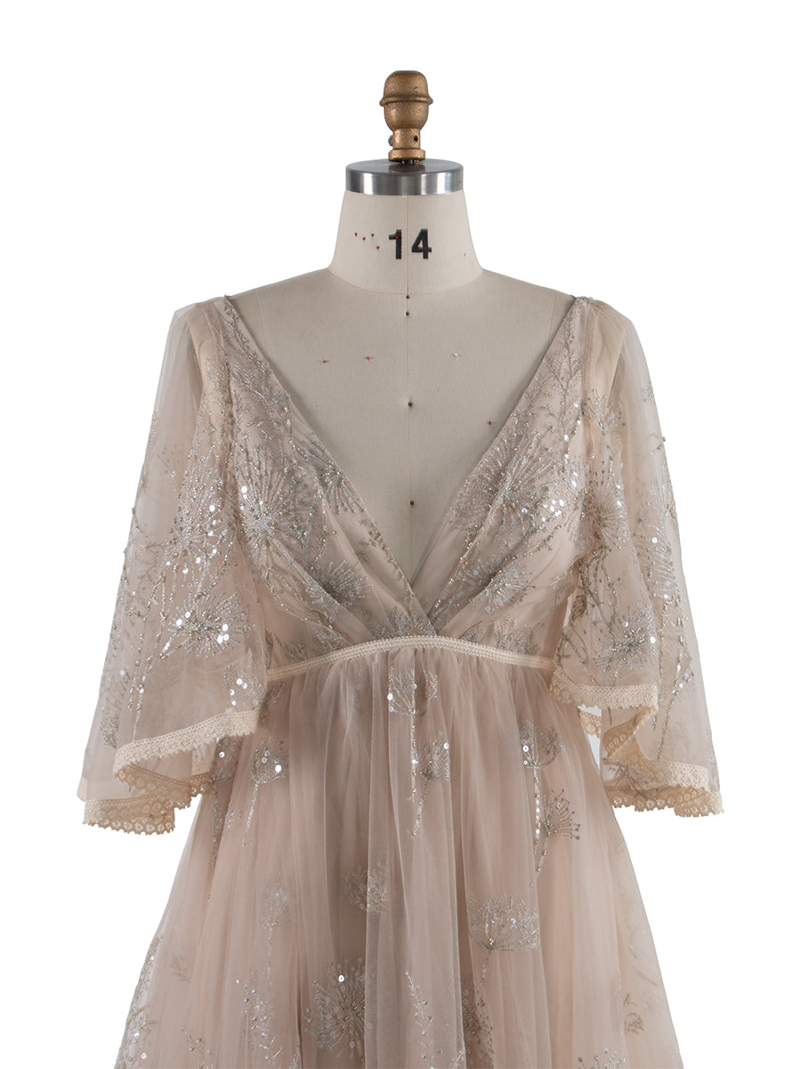 Boho glitzernde Stickerei V-Ausschnitt Umstands-Fotoshooting-Kleid Strand-Fotoshooting-Outfits YW250024