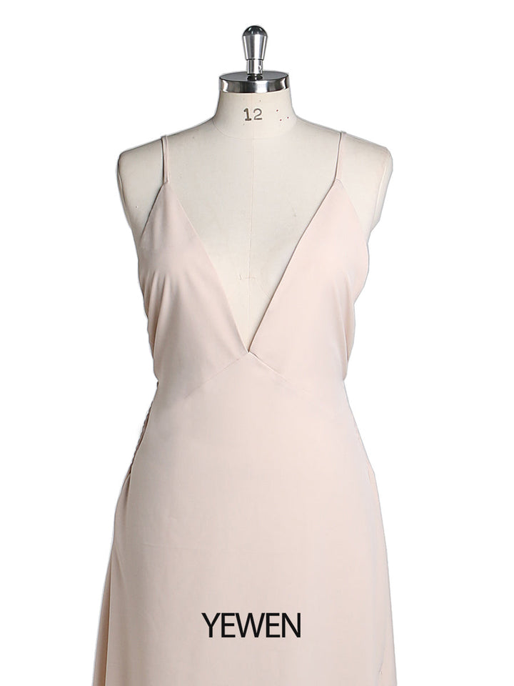 Schlichtes Slipkleid mit V-Ausschnitt und elastischer Taille YEWEN 