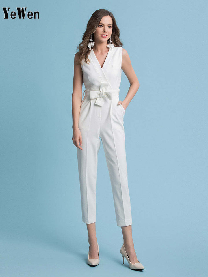Elegante Jumpsuits Brautkleider V-Ausschnitt Bodenlang Chiffon Ärmellos Landhaus Übergröße mit Schärpen/Schleifen Applikationen 