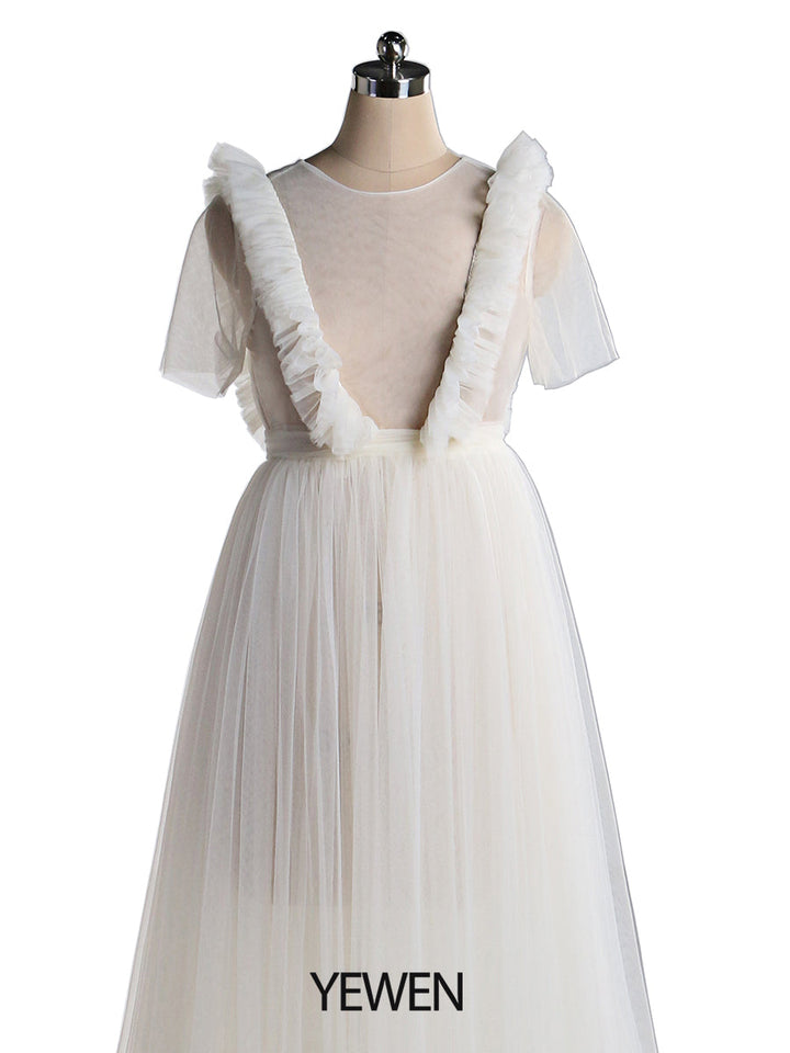 Weißes Umstandskleid mit Rüschen und kurzen Ärmeln, Maxi-Partykleid