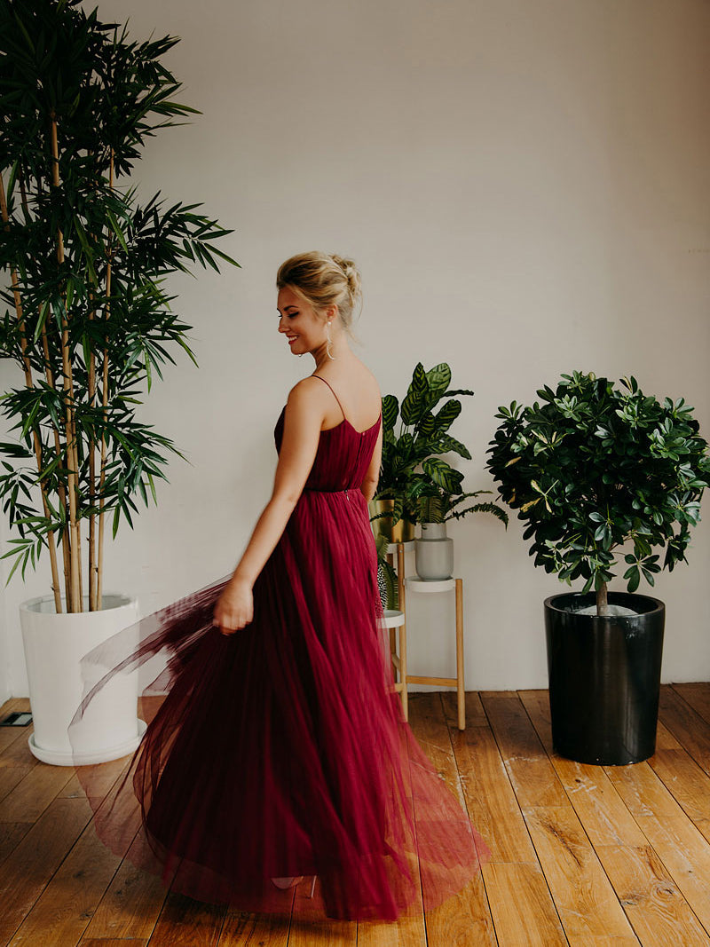 Ärmelloses, sexy, plissiertes Maxi-Wickel-Ballkleid mit V-Ausschnitt