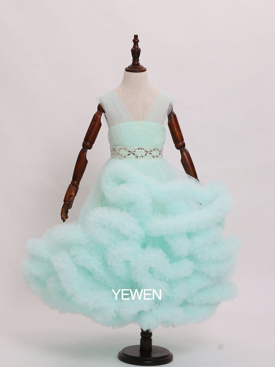Ärmelloses Blumenmädchenkleid mit V-Ausschnitt und Rüschen