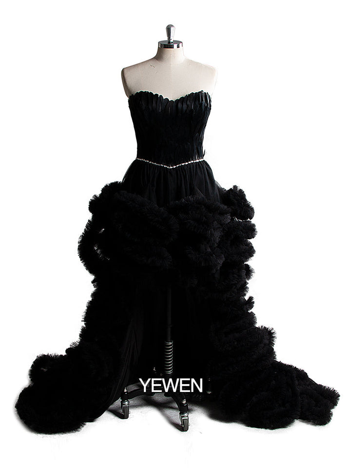 High Low Umstandskleid Trägerloses Cocktailpartykleid mit Rüschen 