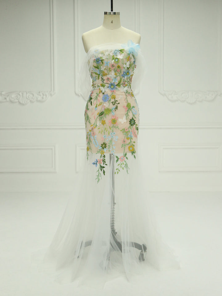 Trumpet/Mermaid Strapless, Tulle Prom Dresses with Embroidery Lace