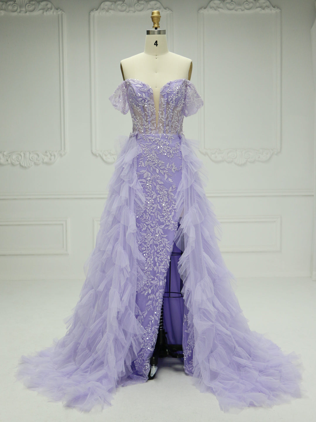 Elegant, Off The Shoulder,  Embroidery Lace?, tulle Lilac,  Prom Gown with Detachable Train