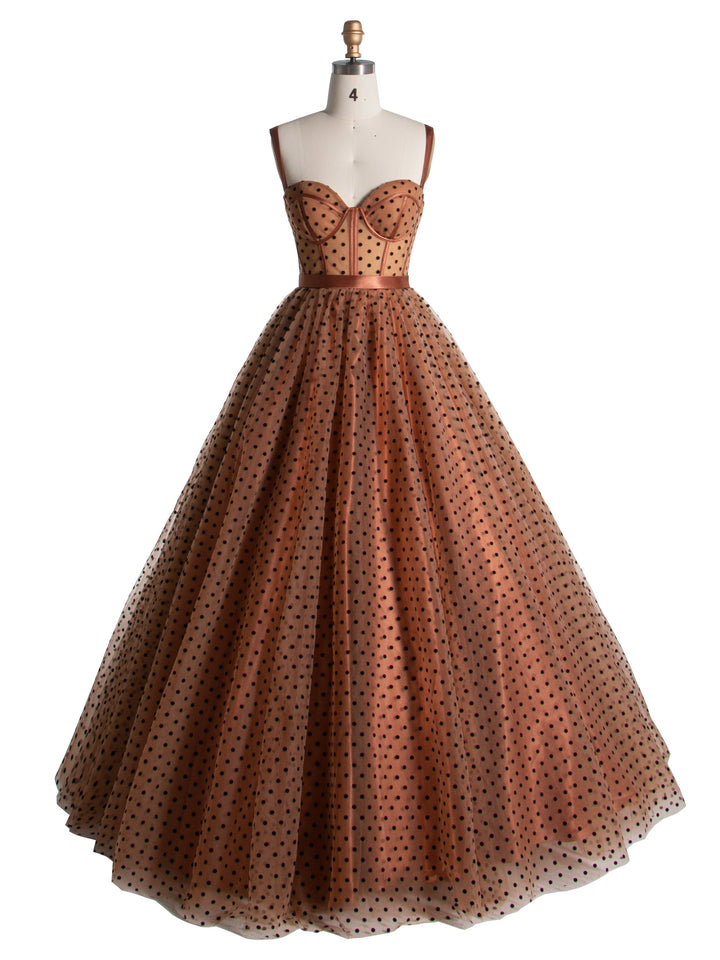 A-Linie Herzausschnitt Polka Dot Tüll Ballkleid Fotoshooting Kleid mit Sweep Schleppe YE2552 