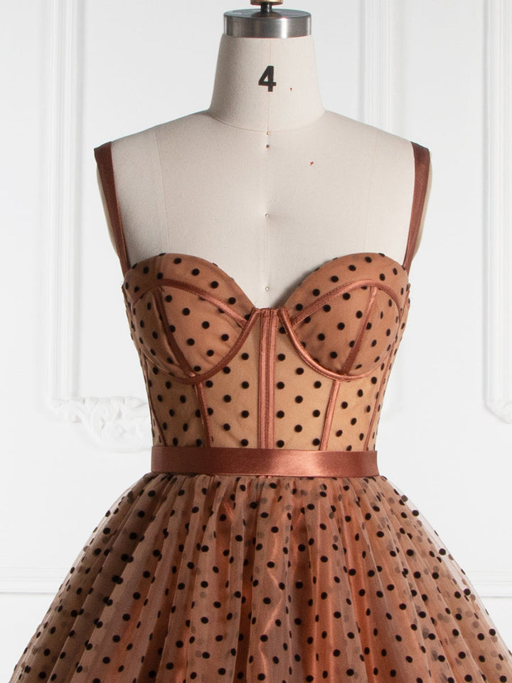 A-Linie Herzausschnitt Polka Dot Tüll Ballkleid Fotoshooting Kleid mit Sweep Schleppe YE2552 