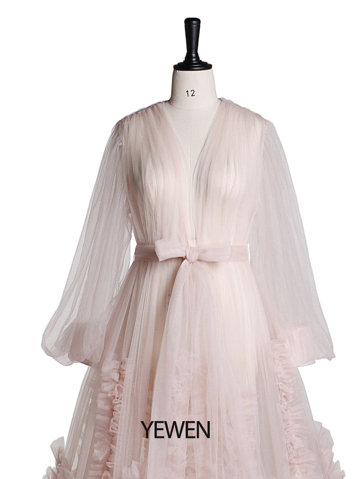 color of the wedding dress
