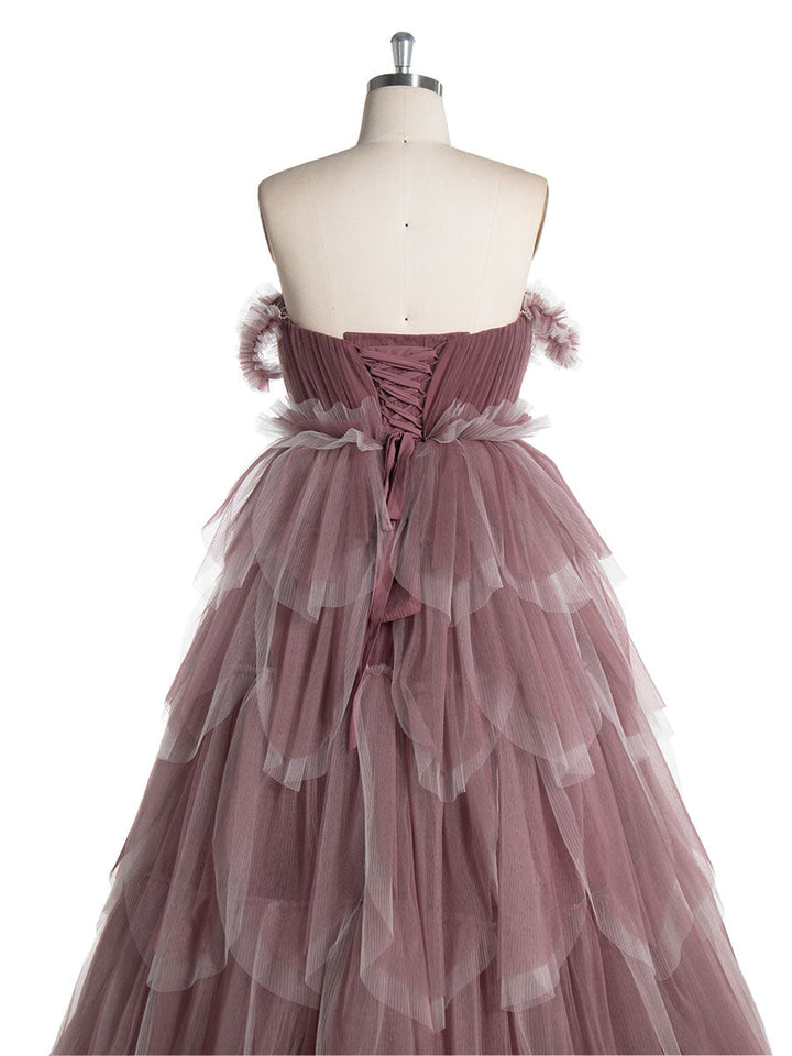 Stilvolle farbige Brautkleider 60cm Schleppe Lagen Tüllkleid für Fotoshooting YW240053 