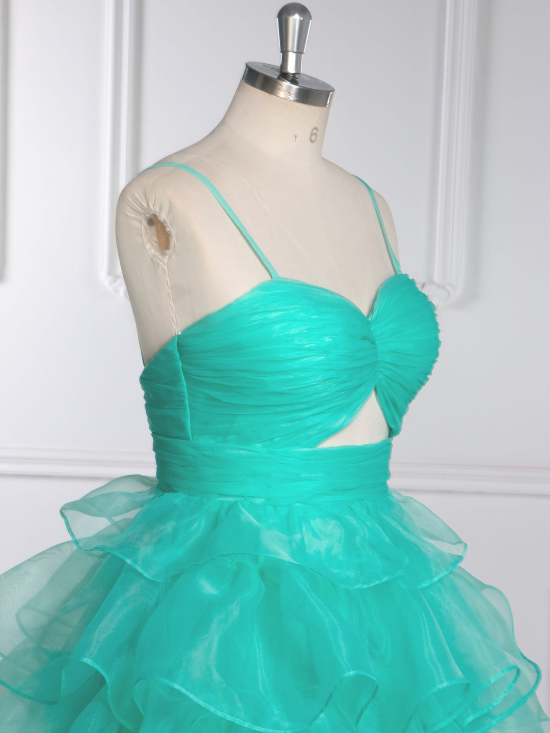 A-Linie Einfarbig Kurzes Midi-Partykleid Elegante Stufenrüschen Cocktailkleider YW243153