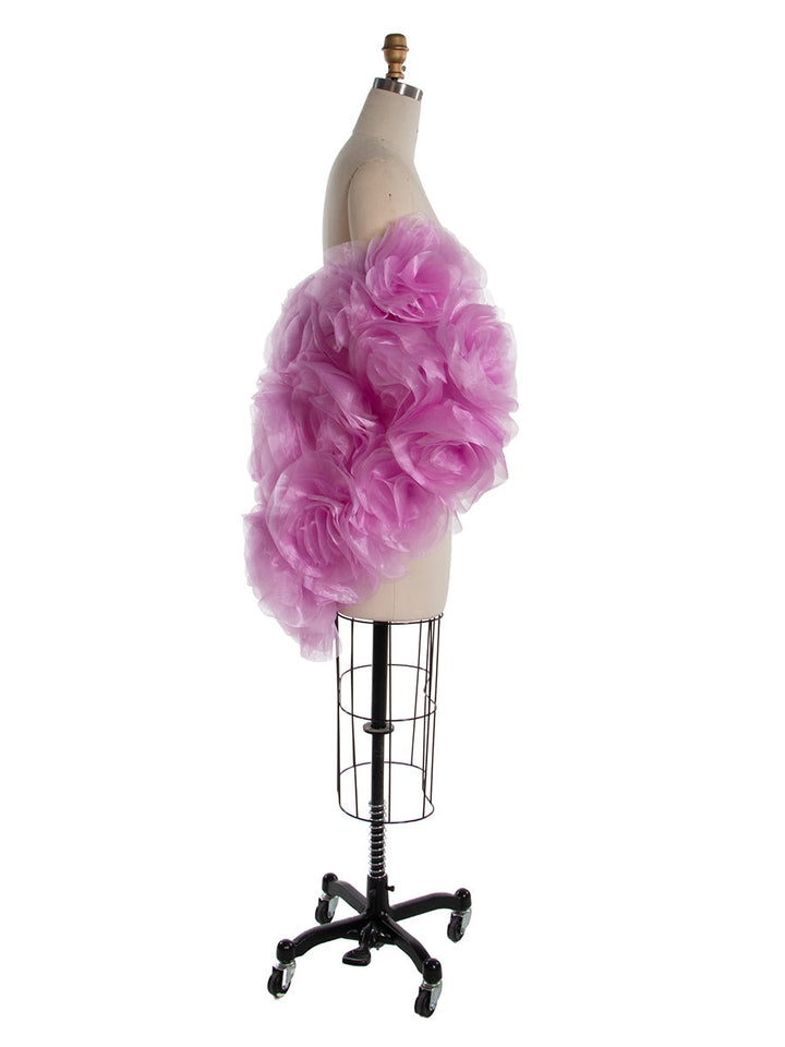 Wunderschöner handgemachter kurzer Umhang mit 3D-Blumen, eleganter Hochzeitsüberzug, Brautschal YW250011 