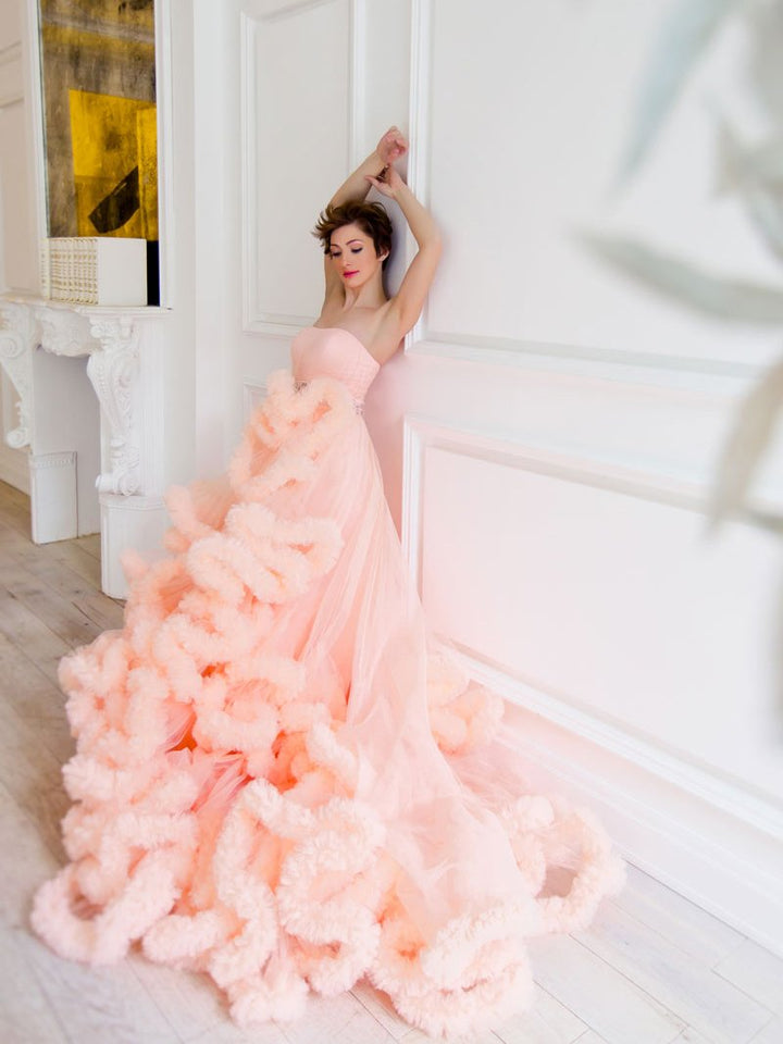 Trägerloses elegantes Partykleid mit höherer Taille und Rüschen, Prinzessinnen-Brautkleid, Umstandskleid