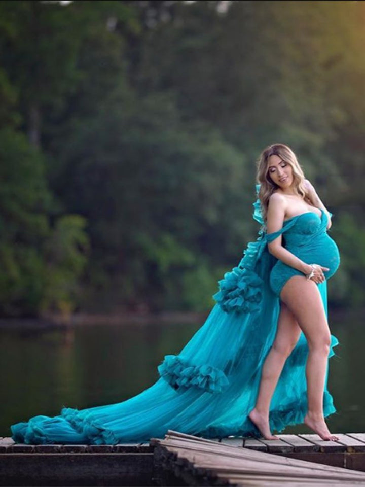 Elegantes Cape, plissiertes, gerüschtes Maxi-Brautkleid, Jacke für Umstandskleid-Fotoshooting
