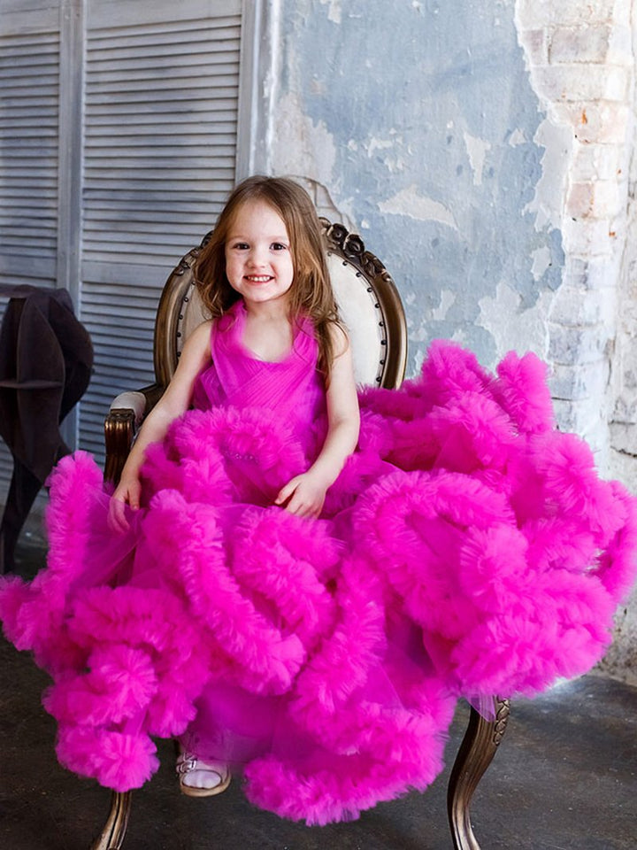 Ärmelloses Blumenmädchenkleid mit V-Ausschnitt und Rüschen