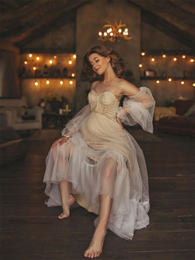 Elegantes Maxikleid mit Ballonärmeln und Herzausschnitt, für Abende und Fotoshootings