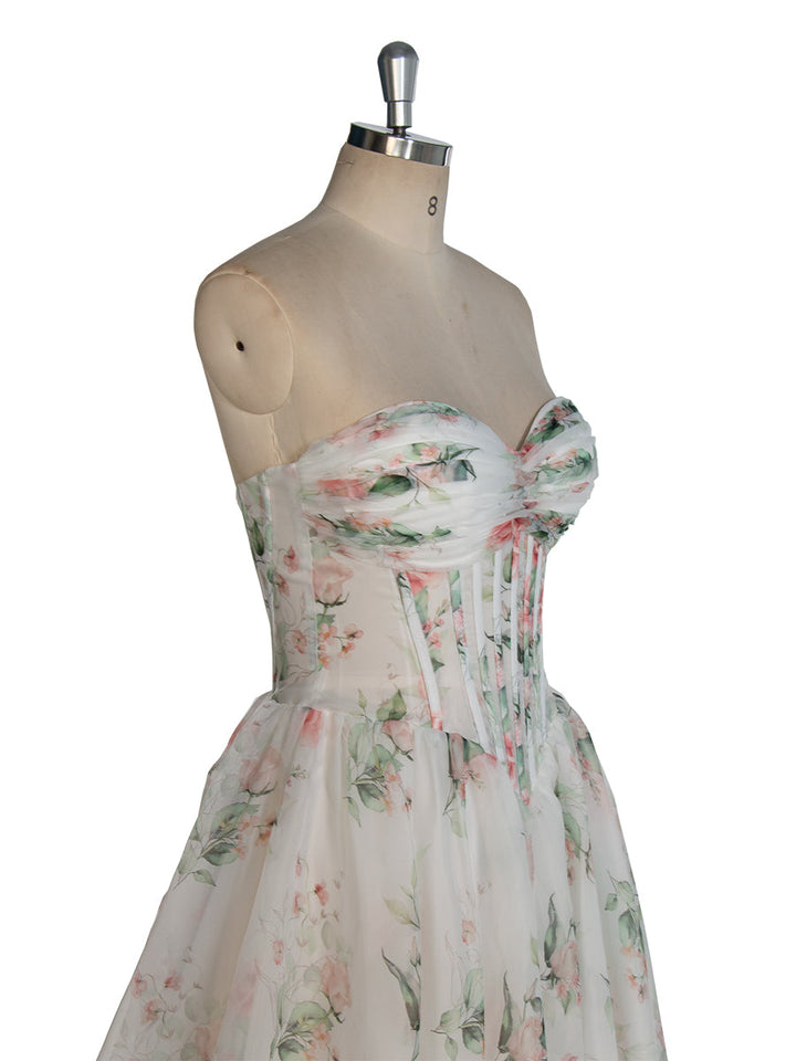 Prinzessinnenkleid Organza Blumen Brautkleid Üppiges langes Schleppen Brautkleid mit Schlitz YW243142