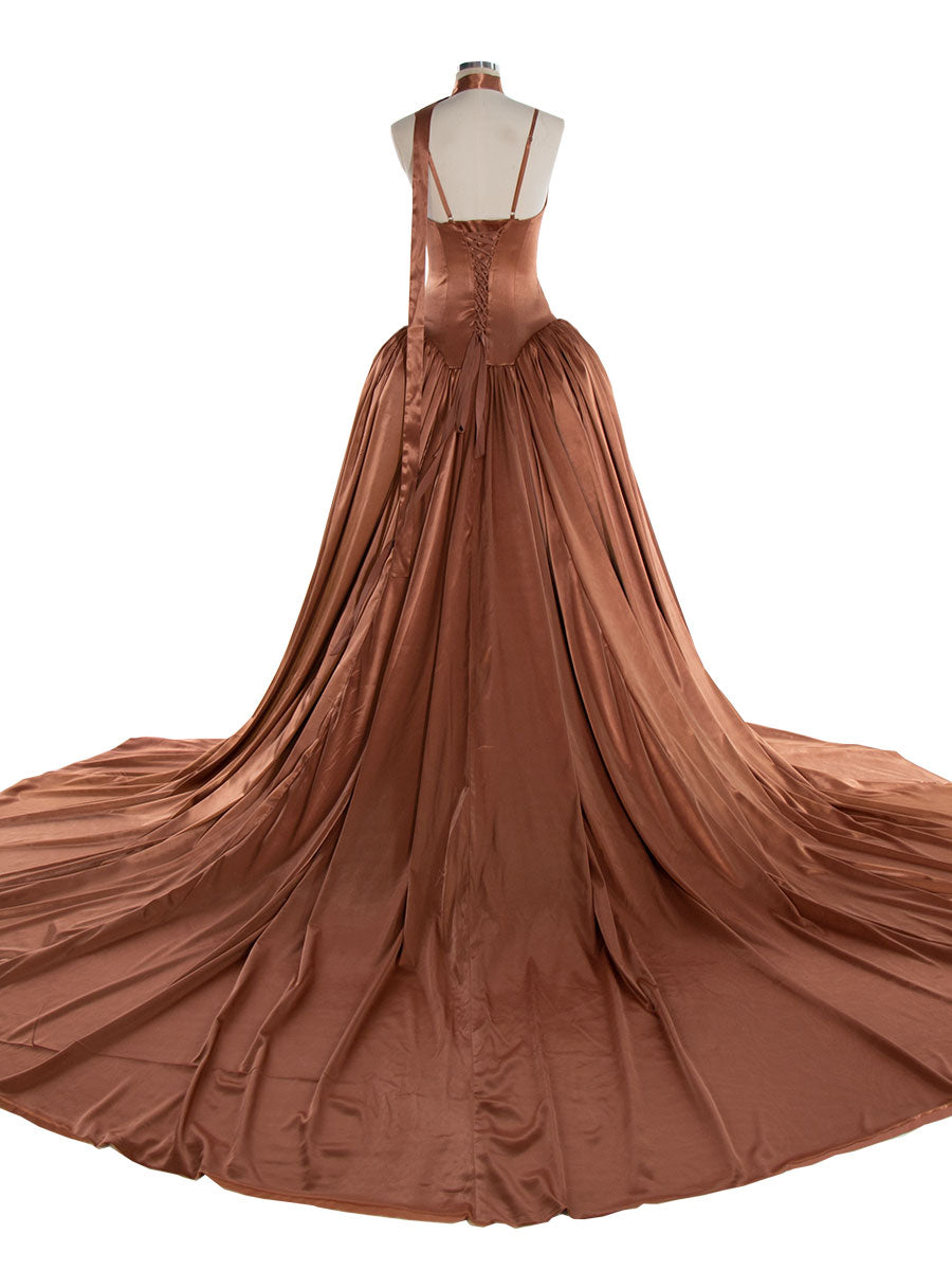 Braunes langes Seidensatinkleid mit gerafftem Rockdetail, Partykleid YW240026 