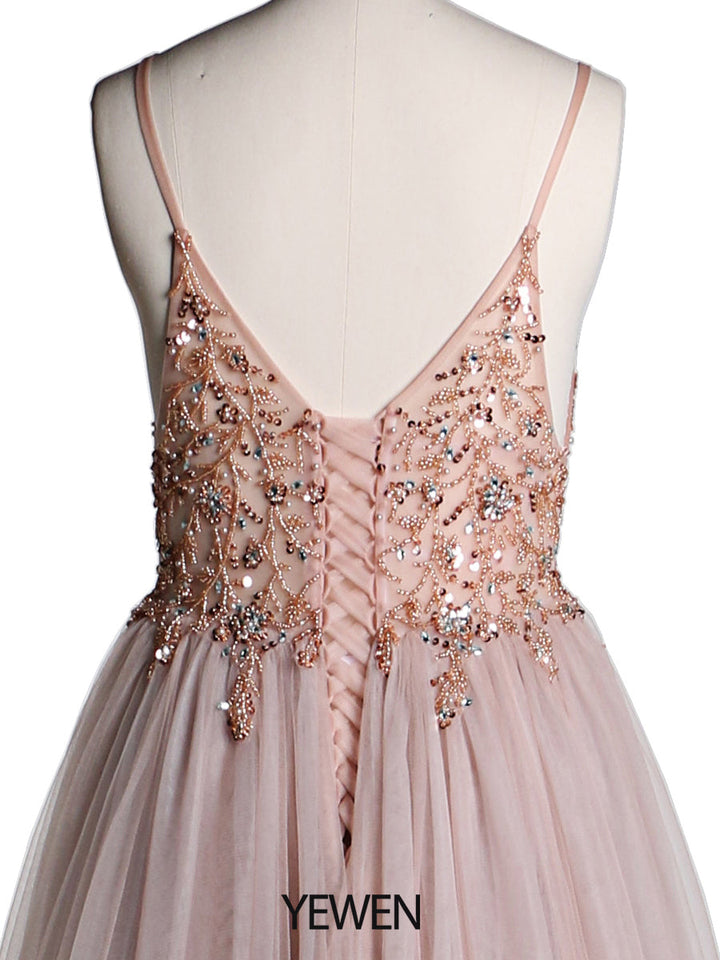 Sexy Partykleid mit Perlen besetztem Spaghettiträger, rückenfreies Maxikleid aus Tüll mit 60 cm Schleppe