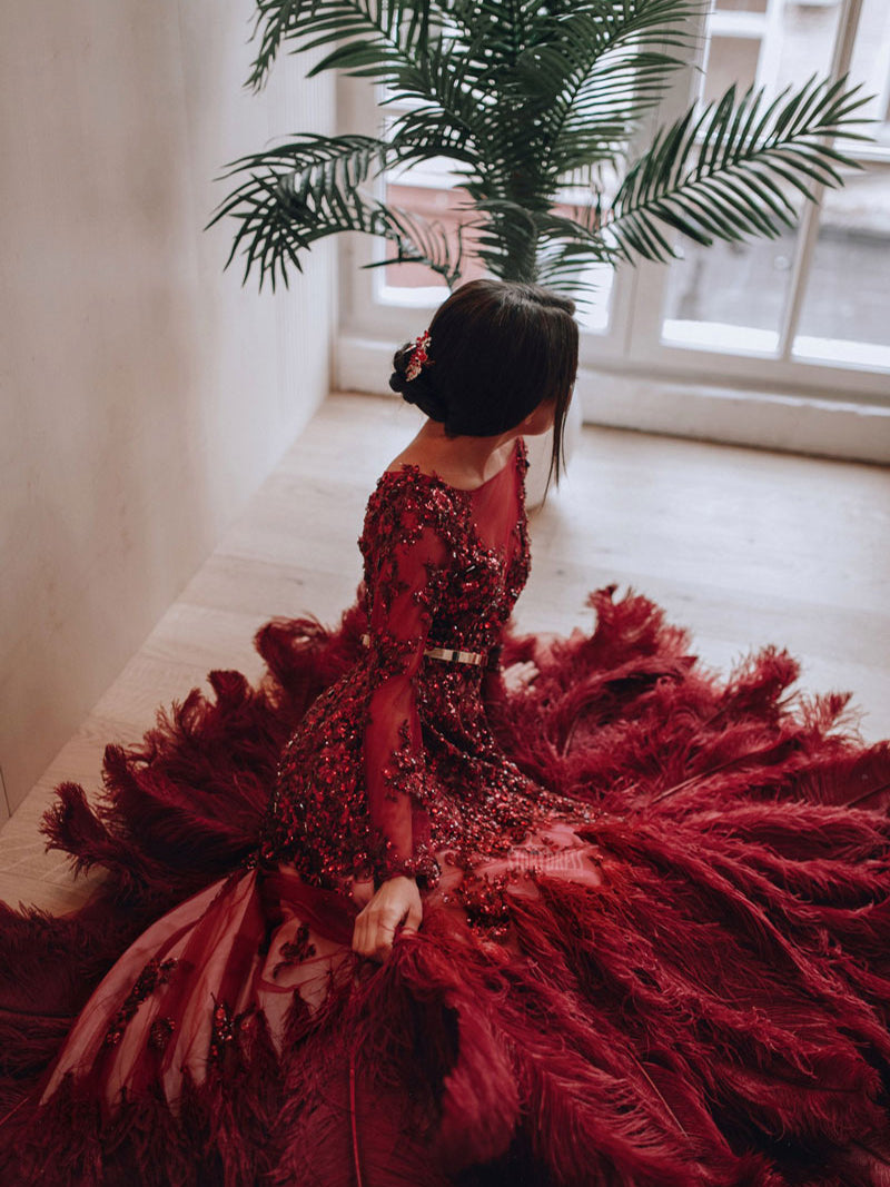 Straußenhaar Luxus Langarm Pailletten Gold Kristall A-Linie Abendkleid Fotoshooting 