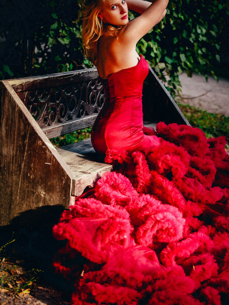 Burgunder Brautkleider Plus Size Meerjungfrau Brautkleid Brautkleid Fotoshooting Kleid
